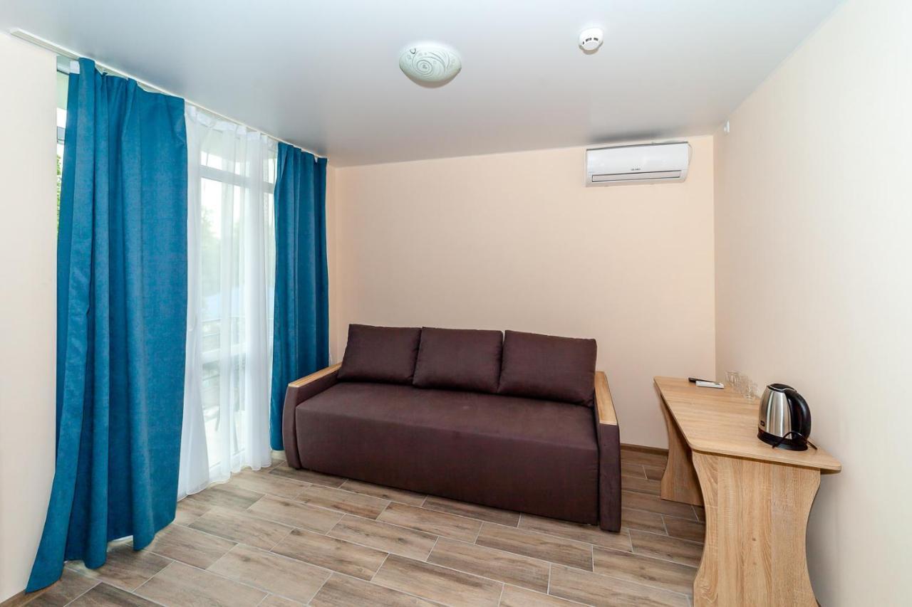 Dolce Vita Resort Hotel Zaliznij Port Eksteriør bilde
