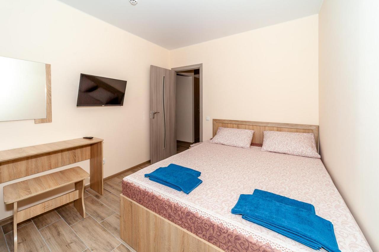 Dolce Vita Resort Hotel Zaliznij Port Eksteriør bilde