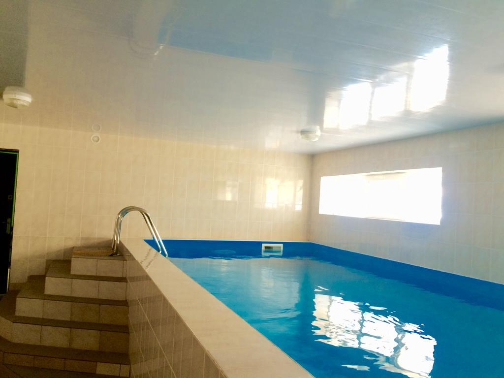 Dolce Vita Resort Hotel Zaliznij Port Eksteriør bilde