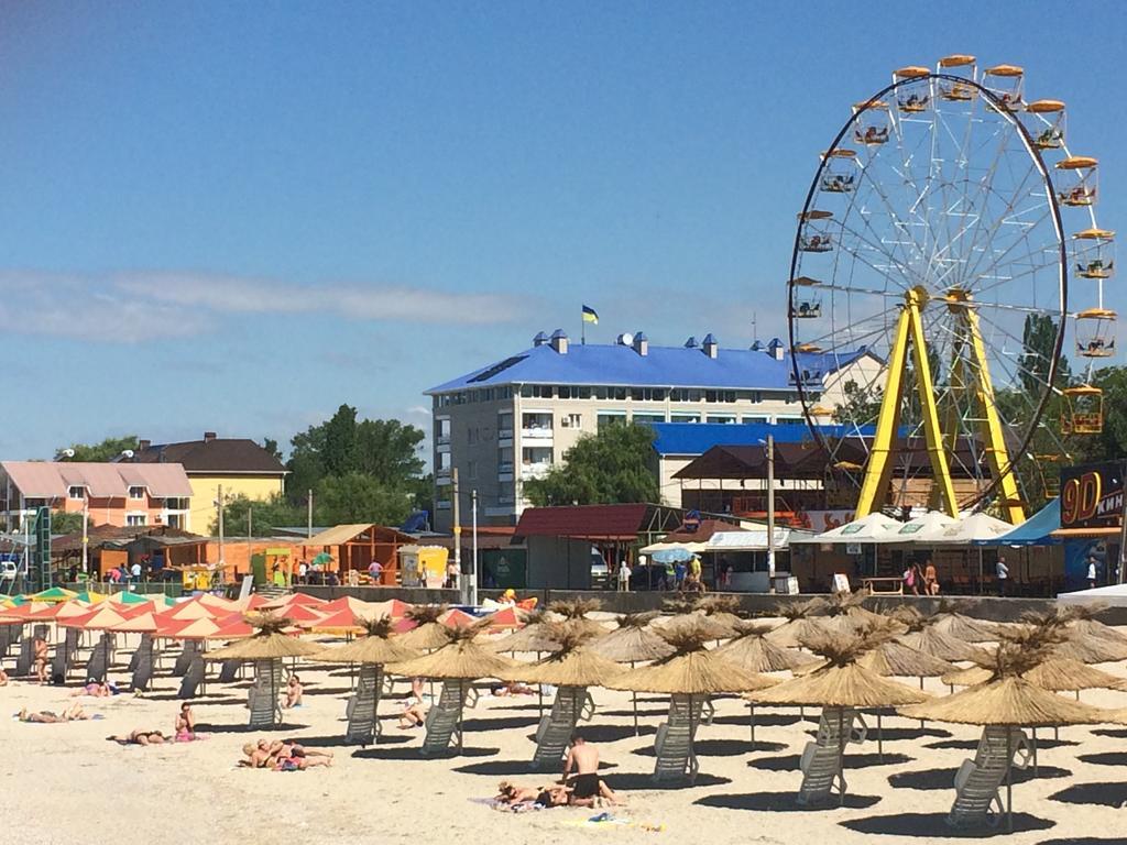 Dolce Vita Resort Hotel Zaliznij Port Eksteriør bilde